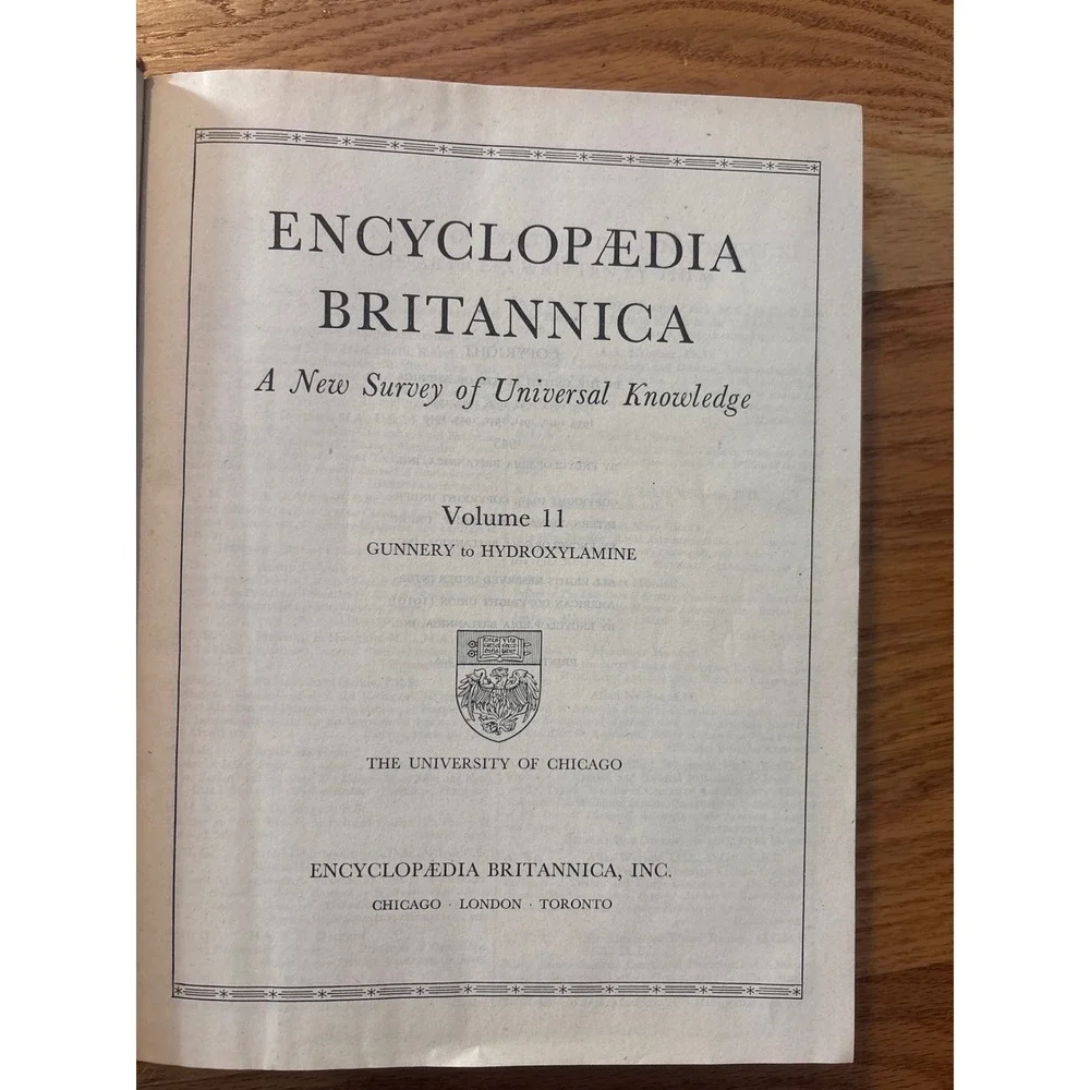 Encyclopaedia Britannica Book set Gunnery to Hydroxylamine‎ Burgundy Good